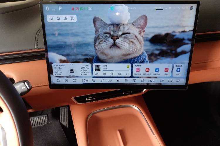 Used Deepal S07 2025 Deepal 520Max AD PRO Pure Electric Model with Advanced Driving Assist Audio And AC Panel