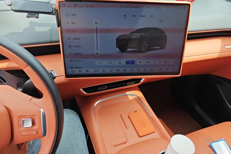 Used Deepal S07 2025 215Max Deep Blue Intelligent Driving AD PRO Range-Extended Version Audio And AC Panel