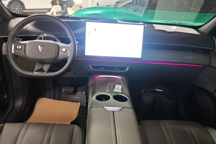 Used Deepal S07 2025 Deepal 520Max AD PRO Pure Electric Model with Advanced Driving Assist Center Console