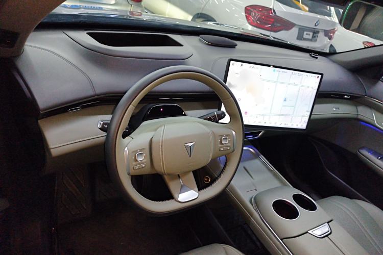 Used Deepal S07 2025 215Max Deep Blue Intelligent Driving AD PRO Range-Extended Version Center Console
