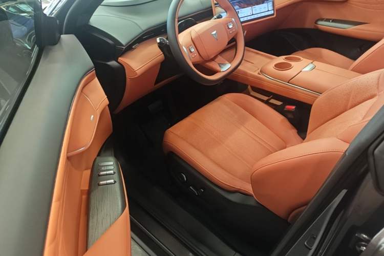 Used Deepal S07 2025 285Max Huawei Qiankun Intelligent Driving ADS SE Range-Extended Version Driver Seat