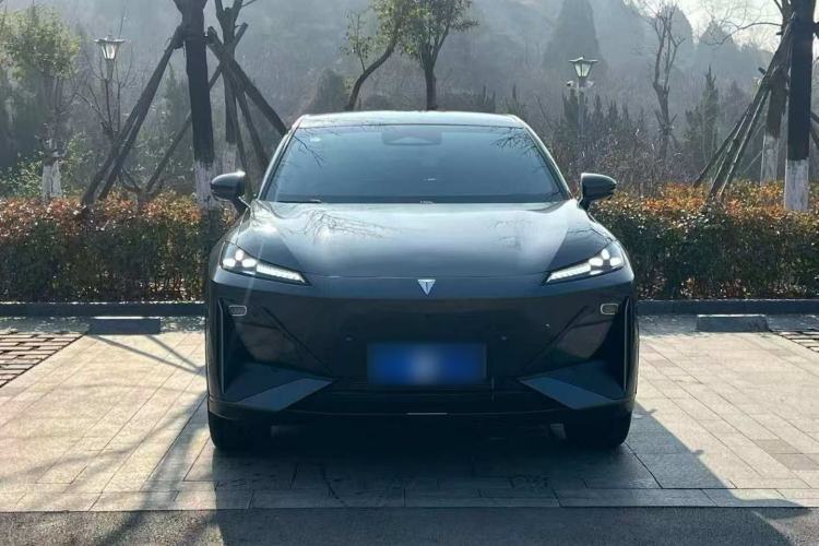 Used Deepal S07 2025 215Max Deep Blue Intelligent Driving AD PRO Range-Extended Version Exterior 2