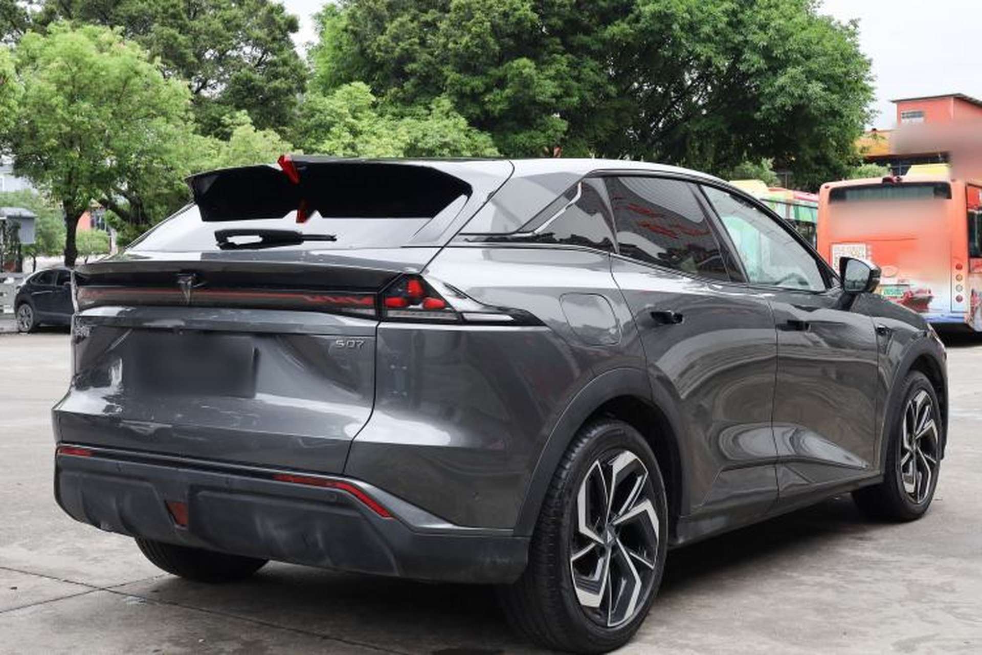 Used Deepal S07 2025 285Max Huawei Qiankun Intelligent Driving ADS SE Range-Extended Version Exterior 3