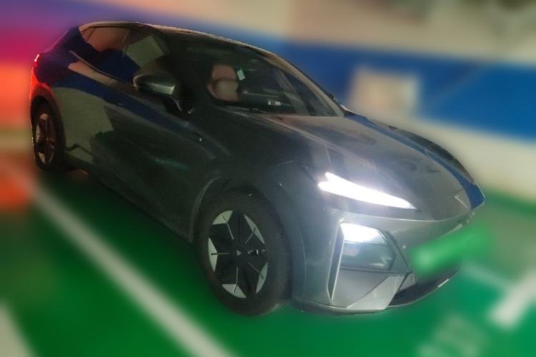 Used Deepal S07 2025 285Max Huawei Qiankun Intelligent Driving ADS SE Range-Extended Version Front Right 45 Deg
