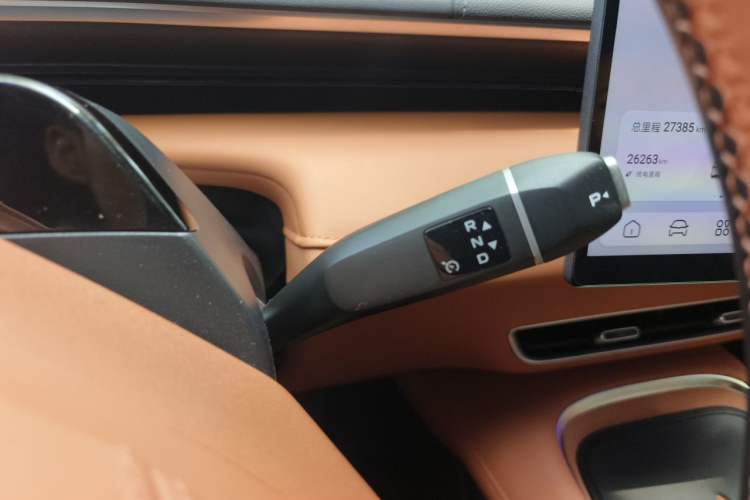 Used Deepal S07 2025 215Max Deep Blue Intelligent Driving AD PRO Range-Extended Version Gear Lever