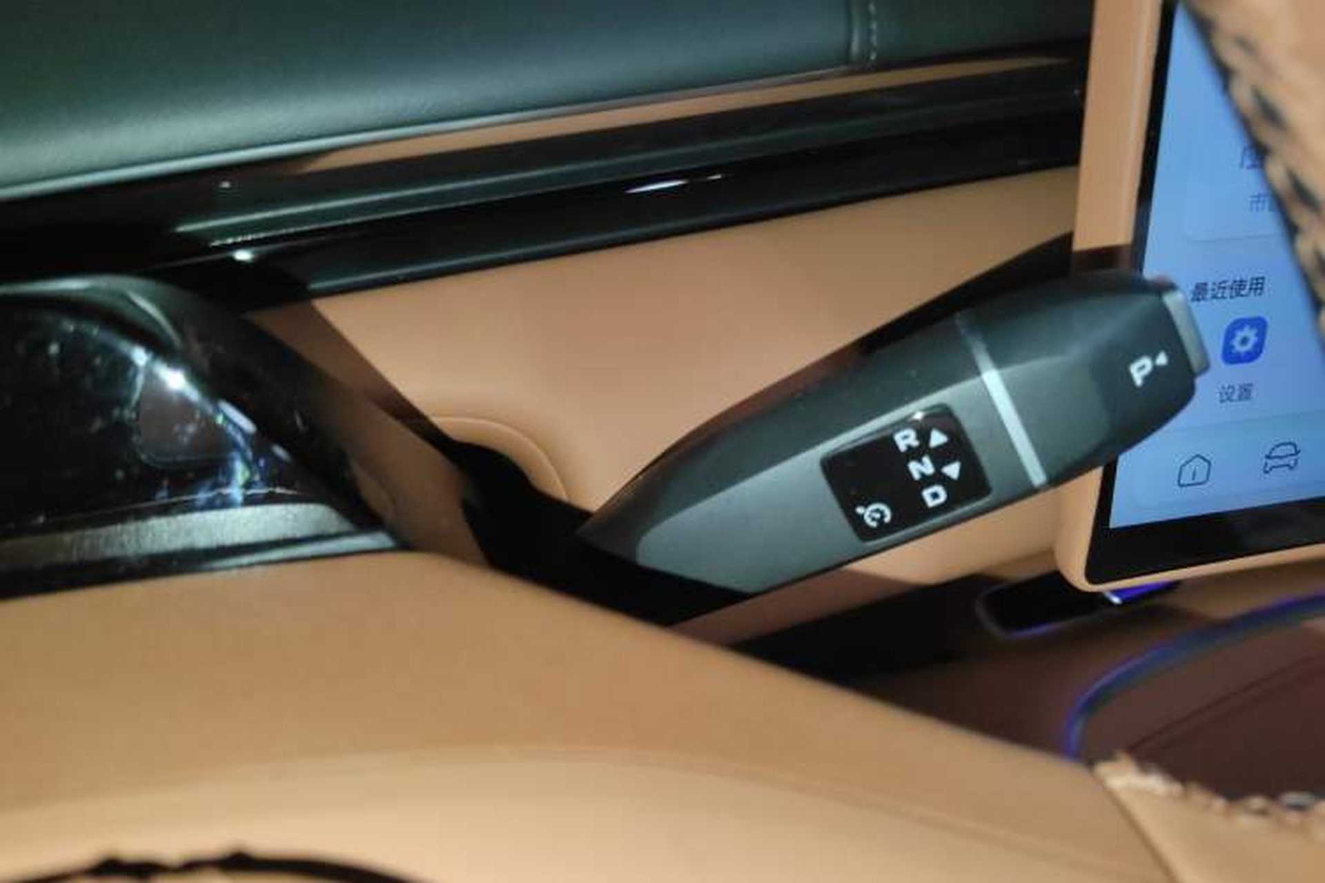 Used Deepal S07 2025 Deepal Intelligent Driving AD PRO Range-Extended Version Gear Lever