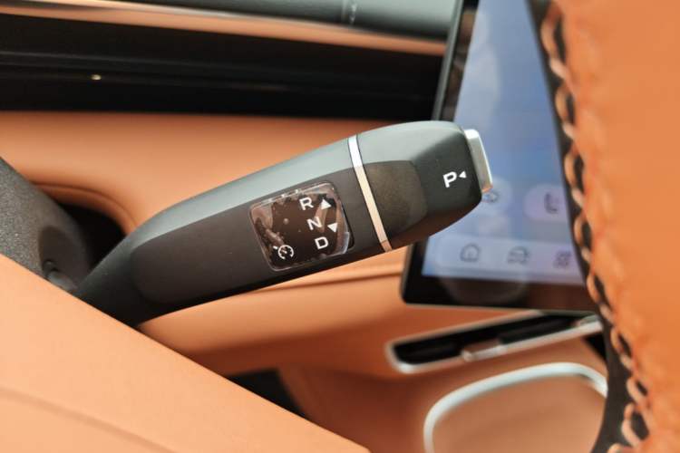 Used Deepal S07 2025 Deepal Intelligent Driving AD PRO Range-Extended Version Gear Lever
