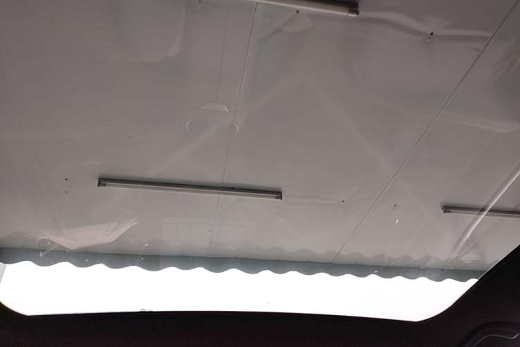 Used Deepal S07 2025 285Max Huawei Qiankun Intelligent Driving ADS SE Range-Extended Version Headliner