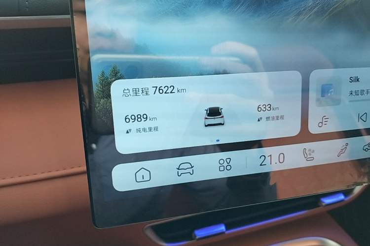 Used Deepal S07 2025 285Max Huawei Qiankun Intelligent Driving ADS SE Range-Extended Version Instrument Cluster