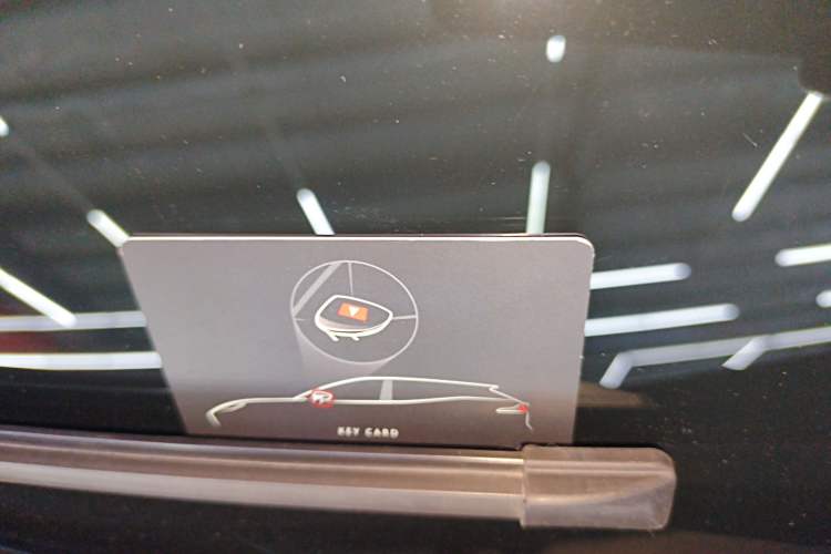 Used Deepal S07 2025 215Max Deep Blue Intelligent Driving AD PRO Range-Extended Version Interior 1
