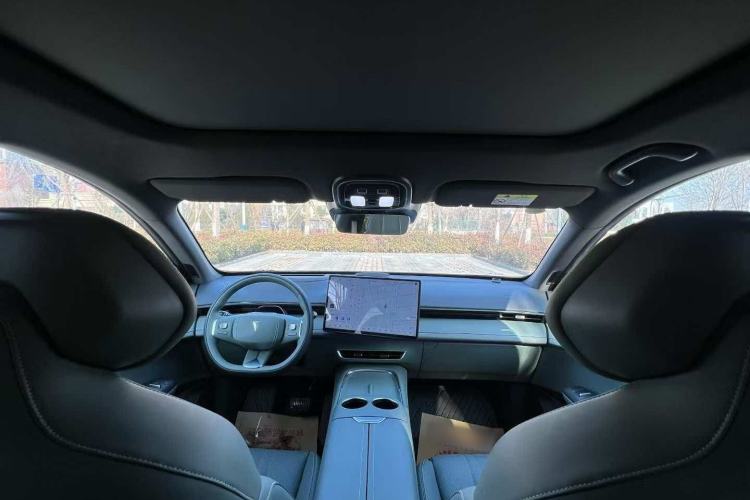 Used Deepal S07 2025 215Max Deep Blue Intelligent Driving AD PRO Range-Extended Version Interior 2