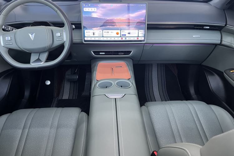 Used Deepal S07 2025 215Max Deep Blue Intelligent Driving AD PRO Range-Extended Version Interior 3