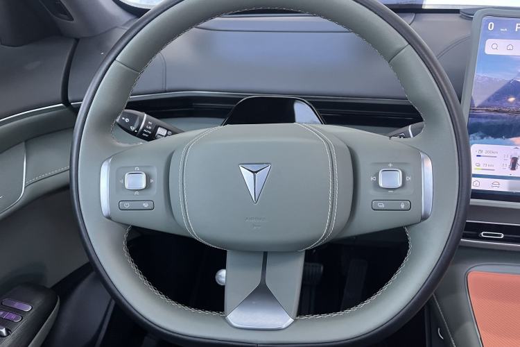 Used Deepal S07 2025 215Max Deep Blue Intelligent Driving AD PRO Range-Extended Version Interior 4