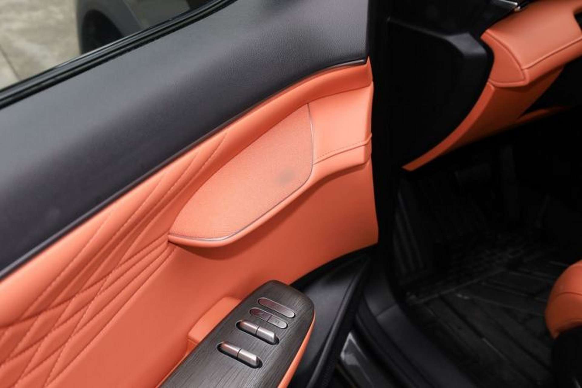 Used Deepal S07 2025 285Max Huawei Qiankun Intelligent Driving ADS SE Range-Extended Version Interior 6