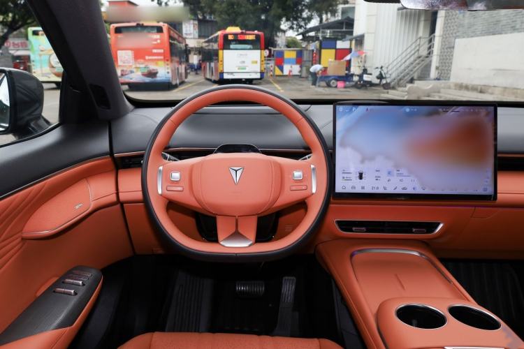 Used Deepal S07 2025 285Max Huawei Qiankun Intelligent Driving ADS SE Range-Extended Version Interior 7