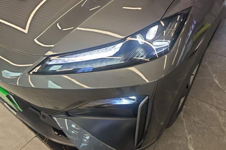 Used Deepal S07 2025 285Max Huawei Qiankun Intelligent Driving ADS SE Range-Extended Version Left Front Headlight