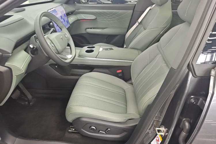 Used Deepal S07 2025 285Max Huawei Qiankun Intelligent Driving ADS SE Range-Extended Version Left Front Seat