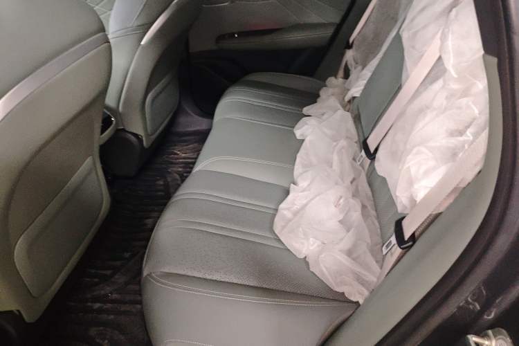 Used Deepal S07 2025 Deepal 520Max AD PRO Pure Electric Model with Advanced Driving Assist Left Rear Seat