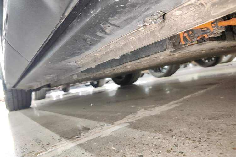 Used Deepal S07 2025 215Max Deep Blue Intelligent Driving AD PRO Range-Extended Version Left Side Sill