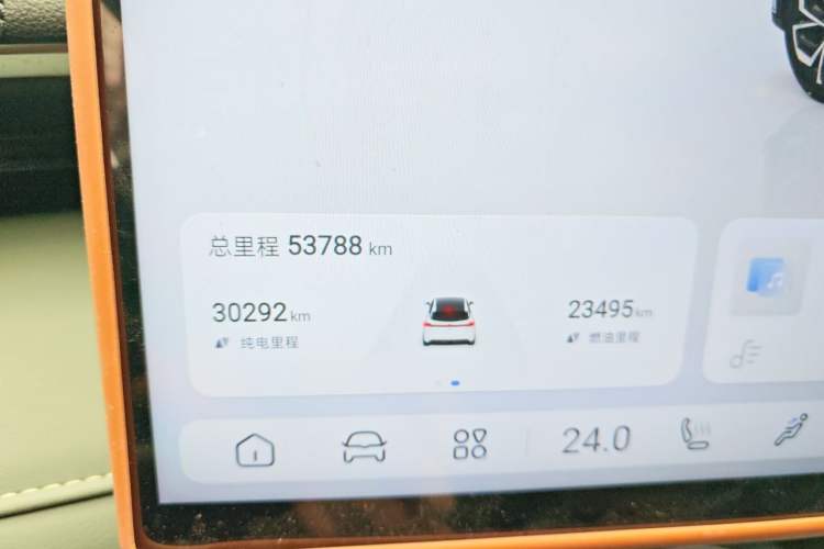 Used Deepal S07 2025 215Max Huawei Qiankun Intelligent Driving ADS SE Range-Extended Version Odometer Close Up