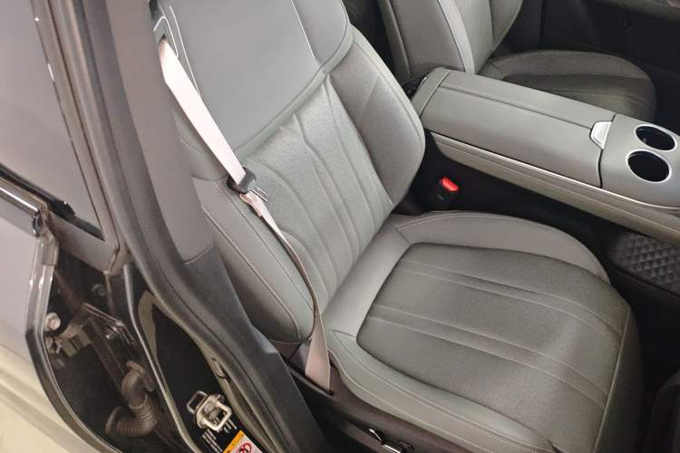 Used Deepal S07 2025 Deepal 520Max AD PRO Pure Electric Model with Advanced Driving Assist Right Front Seat