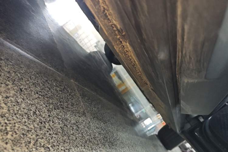 Used Deepal S07 2025 285Max Huawei Qiankun Intelligent Driving ADS SE Range-Extended Version Right Side Sill