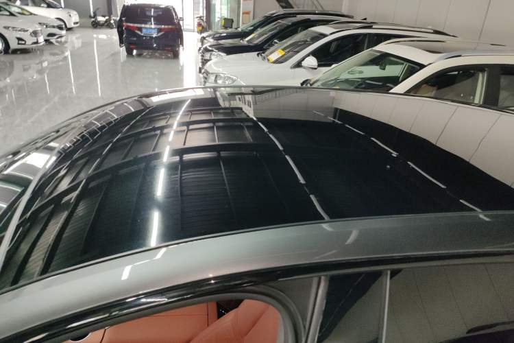 Used Deepal S07 2025 520Max Huawei Qiankun Intelligent Driving ADS SE Pure-Electric Version Roof