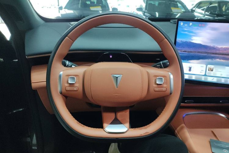 Used Deepal S07 2025 520Max Huawei Qiankun Intelligent Driving ADS SE Pure-Electric Version Steering Wheel