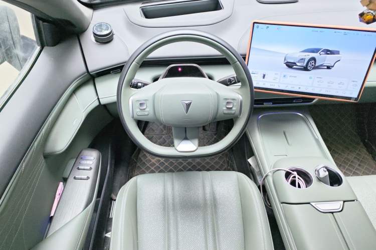 Used Deepal S07 2025 215Max Huawei Qiankun Intelligent Driving ADS SE Range-Extended Version Steering Wheel