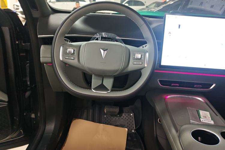 Used Deepal S07 2025 Deepal 520Max AD PRO Pure Electric Model with Advanced Driving Assist Steering Wheel