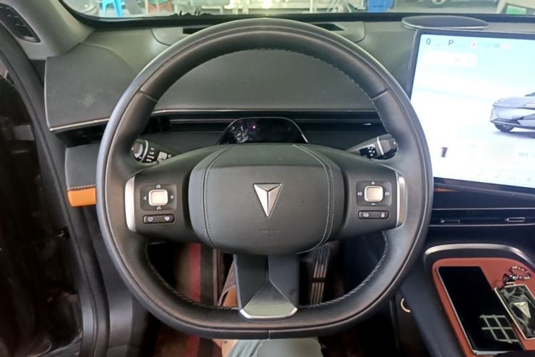 Used Deepal S07 2025 Deepal 520Max AD PRO Pure Electric Model with Advanced Driving Assist Steering Wheel