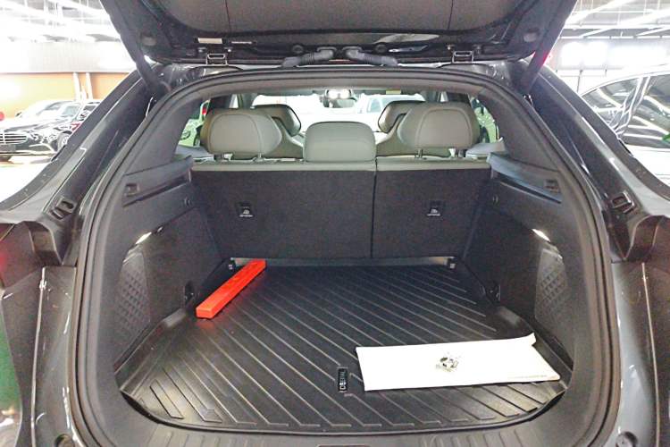 Used Deepal S07 2025 215Max Deep Blue Intelligent Driving AD PRO Range-Extended Version Trunk