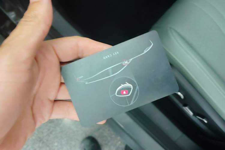 Used Deepal S07 2025 285Max Huawei Qiankun Intelligent Driving ADS SE Range-Extended Version Vehicle Key