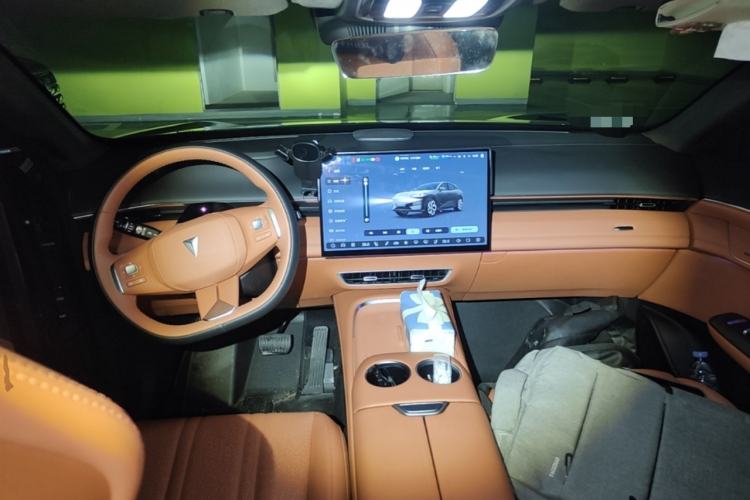 Used Deepal S07 2025 215Max Deep Blue Intelligent Driving AD PRO Range-Extended Version Center Console