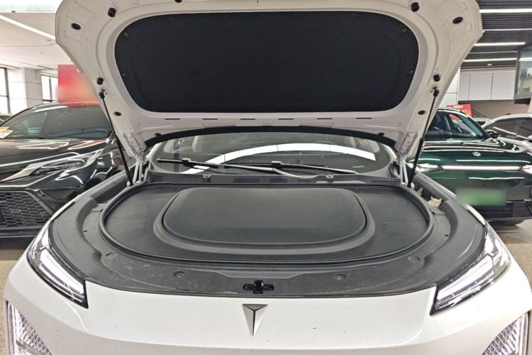 Used Deepal S07 2025 215Max Huawei Qiankun Intelligent Driving ADS SE Range-Extended Version Engine Bay