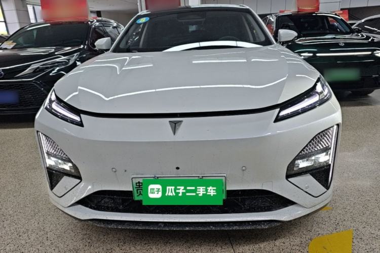 Used Deepal S07 2025 215Max Huawei Qiankun Intelligent Driving ADS SE Range-Extended Version Front