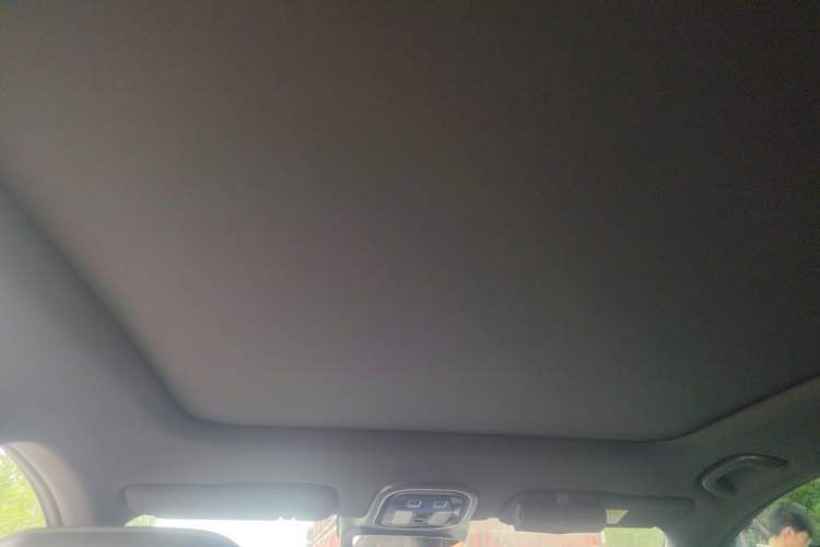 Used Deepal S07 2025 215Max Huawei Qiankun Intelligent Driving ADS SE Range-Extended Version Headliner