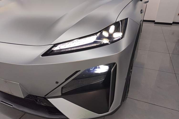 Used Deepal S07 2025 285Max Huawei Qiankun Intelligent Driving ADS SE Range-Extended Version Left Front Headlight