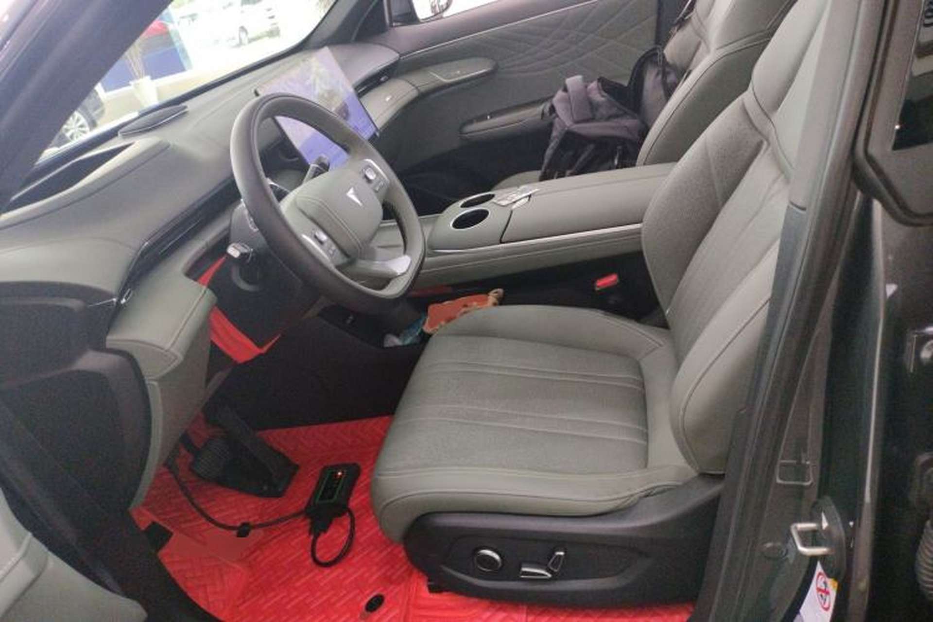 Used Deepal S07 2025 215Max Deep Blue Intelligent Driving AD PRO Range-Extended Version Left Front Seat
