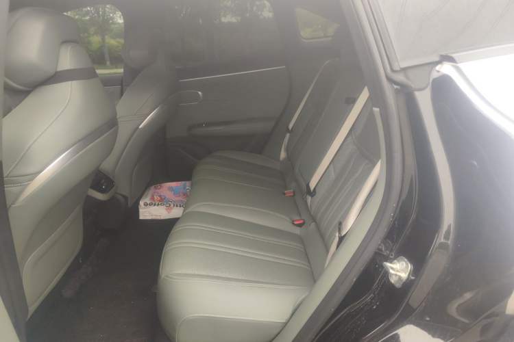 Used Deepal S07 2025 215Max Huawei Qiankun Intelligent Driving ADS SE Range-Extended Version Left Rear Seat