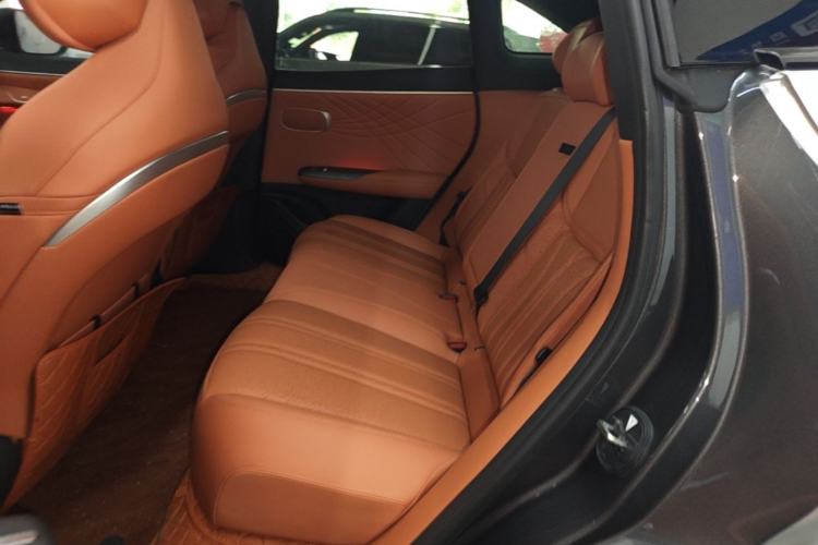 Used Deepal S07 2025 285Max Huawei Qiankun Intelligent Driving ADS SE Range-Extended Version Left Rear Seat