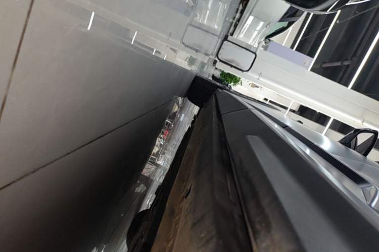 Used Deepal S07 2025 285Max Huawei Qiankun Intelligent Driving ADS SE Range-Extended Version Left Side Sill