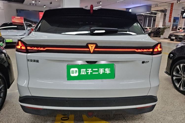 Used Deepal S07 2025 215Max Huawei Qiankun Intelligent Driving ADS SE Range-Extended Version Rear