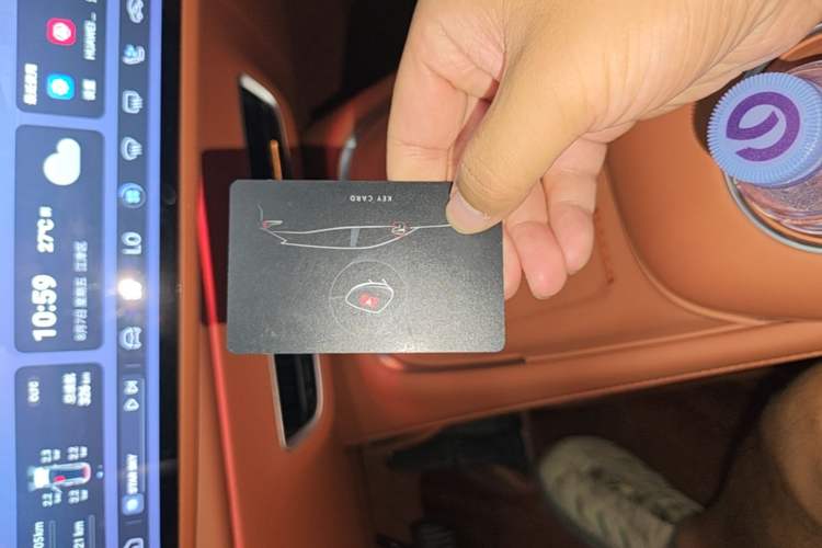 Used Deepal S07 2025 285Max Huawei Qiankun Intelligent Driving ADS SE Range-Extended Version Vehicle Key