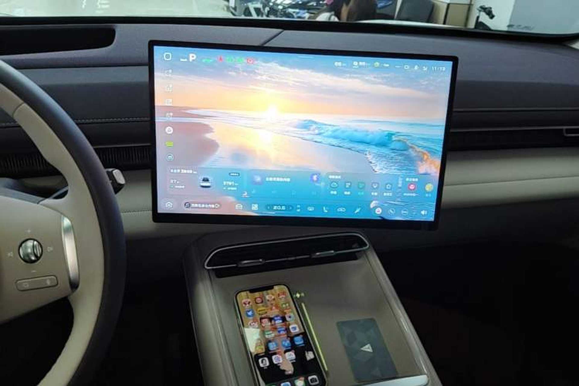 Used Deepal S07 2025 285Max Huawei Qiankun Intelligent Driving ADS SE Range-Extended Version Audio And AC Panel