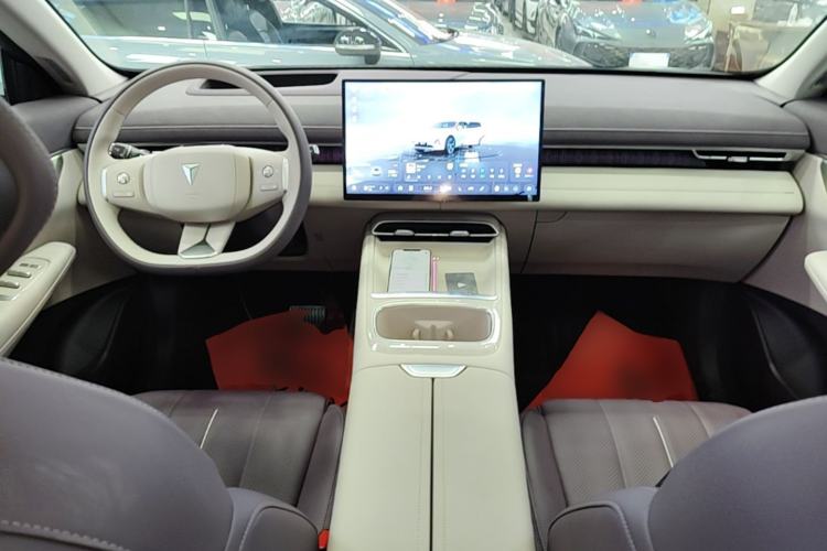 Used Deepal S07 2025 285Max Huawei Qiankun Intelligent Driving ADS SE Range-Extended Version Center Console