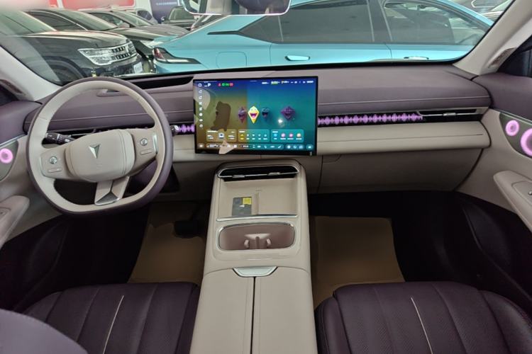 Used Deepal S07 2025 Deepal Intelligent Driving AD PRO Range-Extended Version Center Console