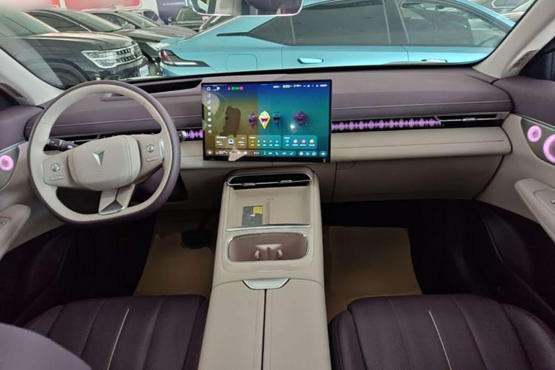 Used Deepal S07 2025 Deepal Intelligent Driving AD PRO Range-Extended Version Center Console
