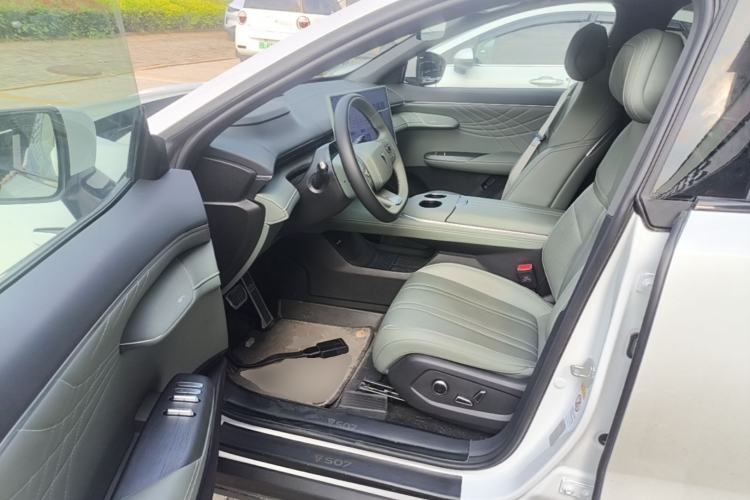 Used Deepal S07 2025 285Max Huawei Qiankun Intelligent Driving ADS SE Range-Extended Version Driver Seat