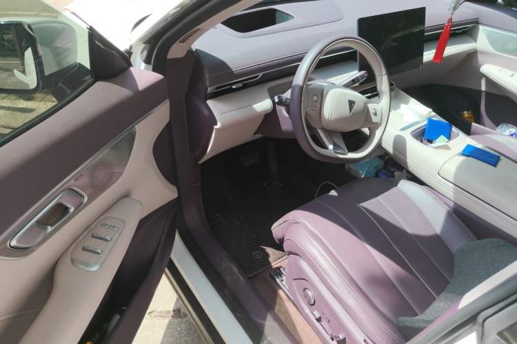 Used Deepal S07 2025 215Max Huawei Qiankun Intelligent Driving ADS SE Range-Extended Version Driver Seat
